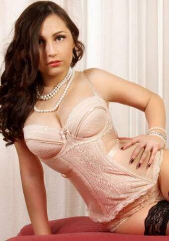Индивидуалка Кира +7(981)174-52-34 СПБ