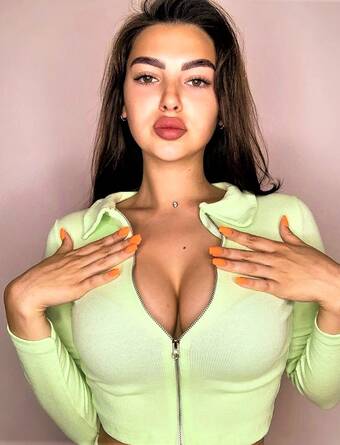 Индивидуалка Жанна +7(981)037-36-37 СПБ